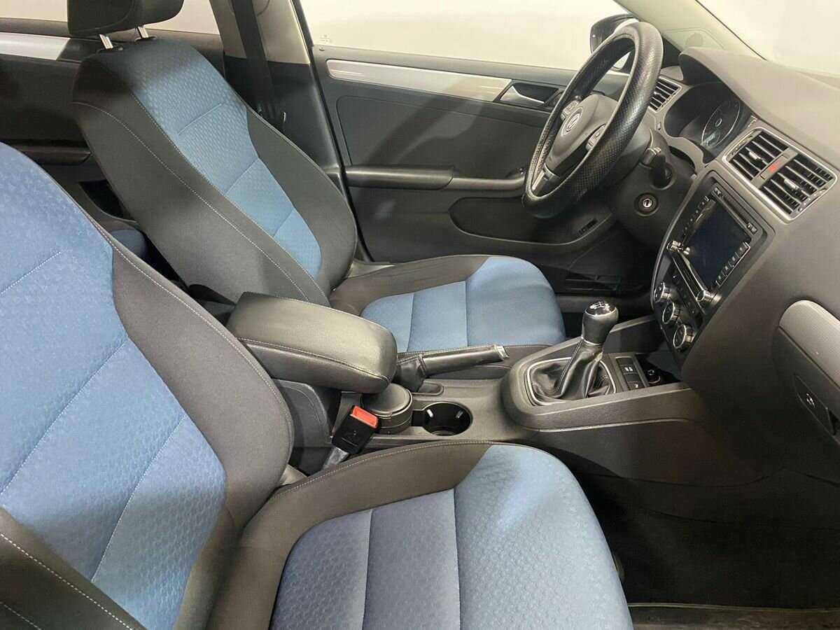 Б/У Фольксваген Джетта 2013 года. Фото: #7