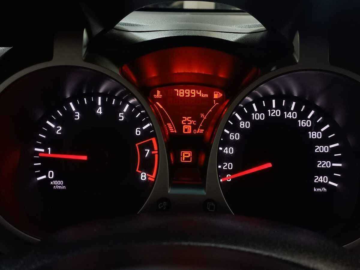 Б/У Ниссан Жук 2017 года. Фото: #12