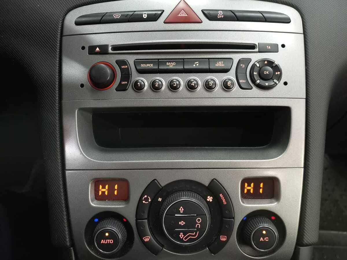 Б/У Пежо 408 2016 года. Фото: #13