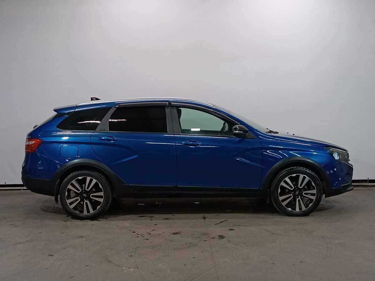 Б/У Лада (ВАЗ) Веста 2021 года. Фото: #3