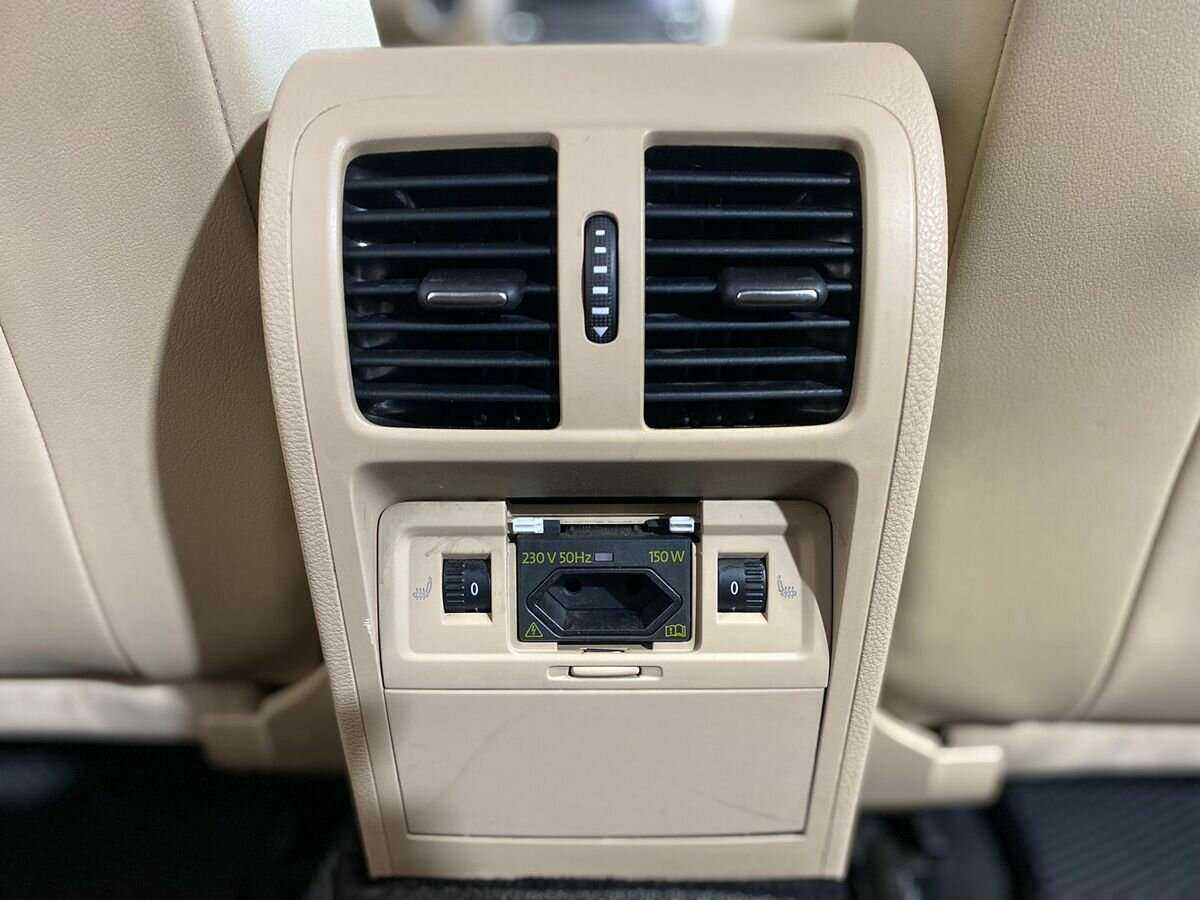 Б/У Фольксваген Пассат 2012 года. Фото: #17