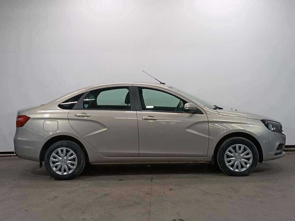 Б/У Лада (ВАЗ) Веста 2018 года. Фото: #3