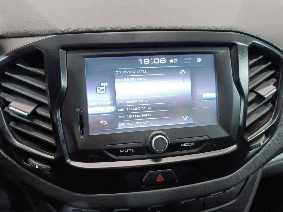 Б/У Лада (ВАЗ) Веста 2018 года. Фото: #13