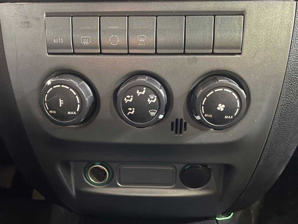 Б/У УАЗ Патриот 2016 года. Фото: #12