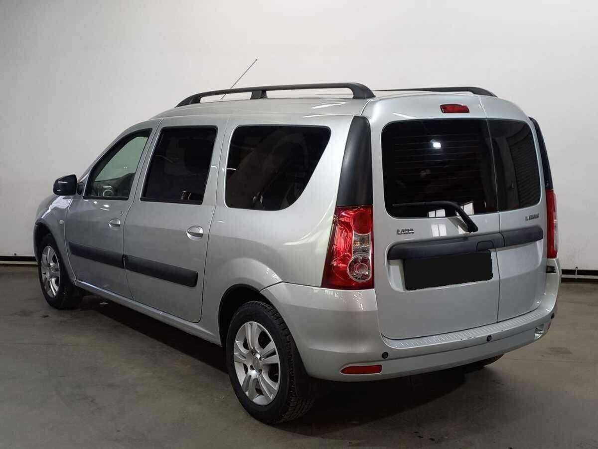 Б/У Лада (ВАЗ) Ларгус 2017 года. Фото: #6