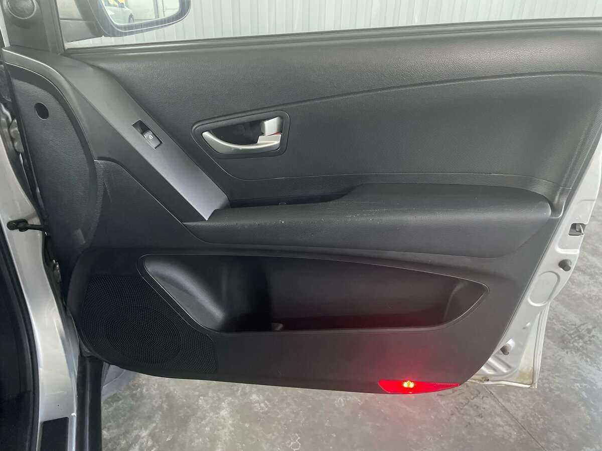 Б/У Сан-Ён Актион 2013 года. Фото: #19