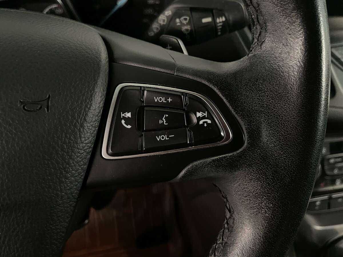 Б/У Форд Куга 2017 года. Фото: #11