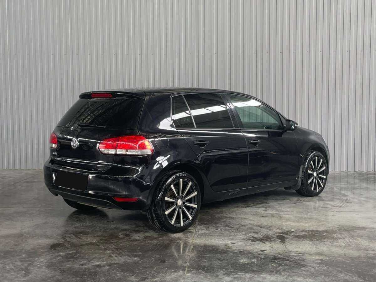 Б/У Фольксваген Гольф 2012 года. Фото: #4