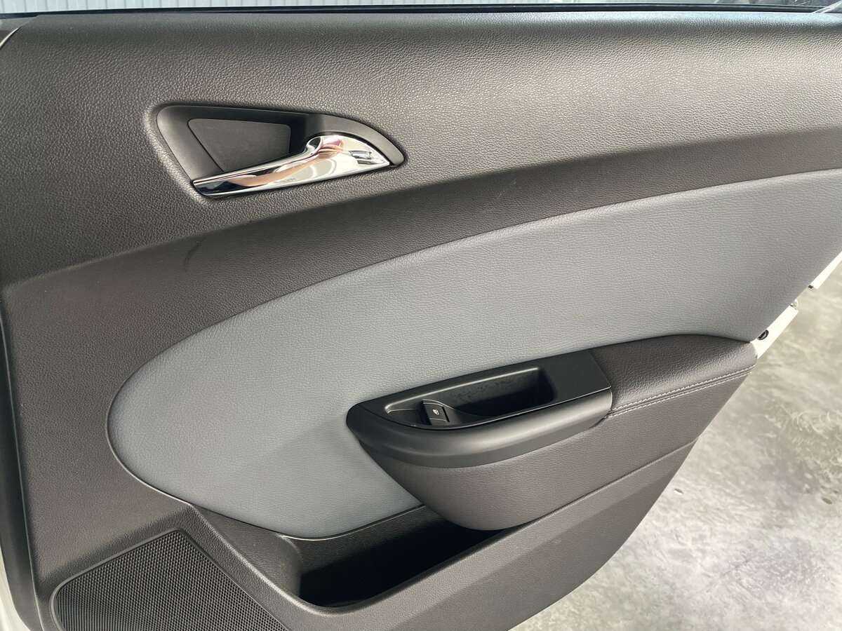 Б/У Опель Астра 2014 года. Фото: #19