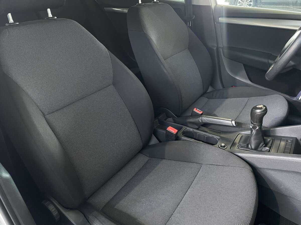 Б/У Шкода Октавия 2013 года. Фото: #14