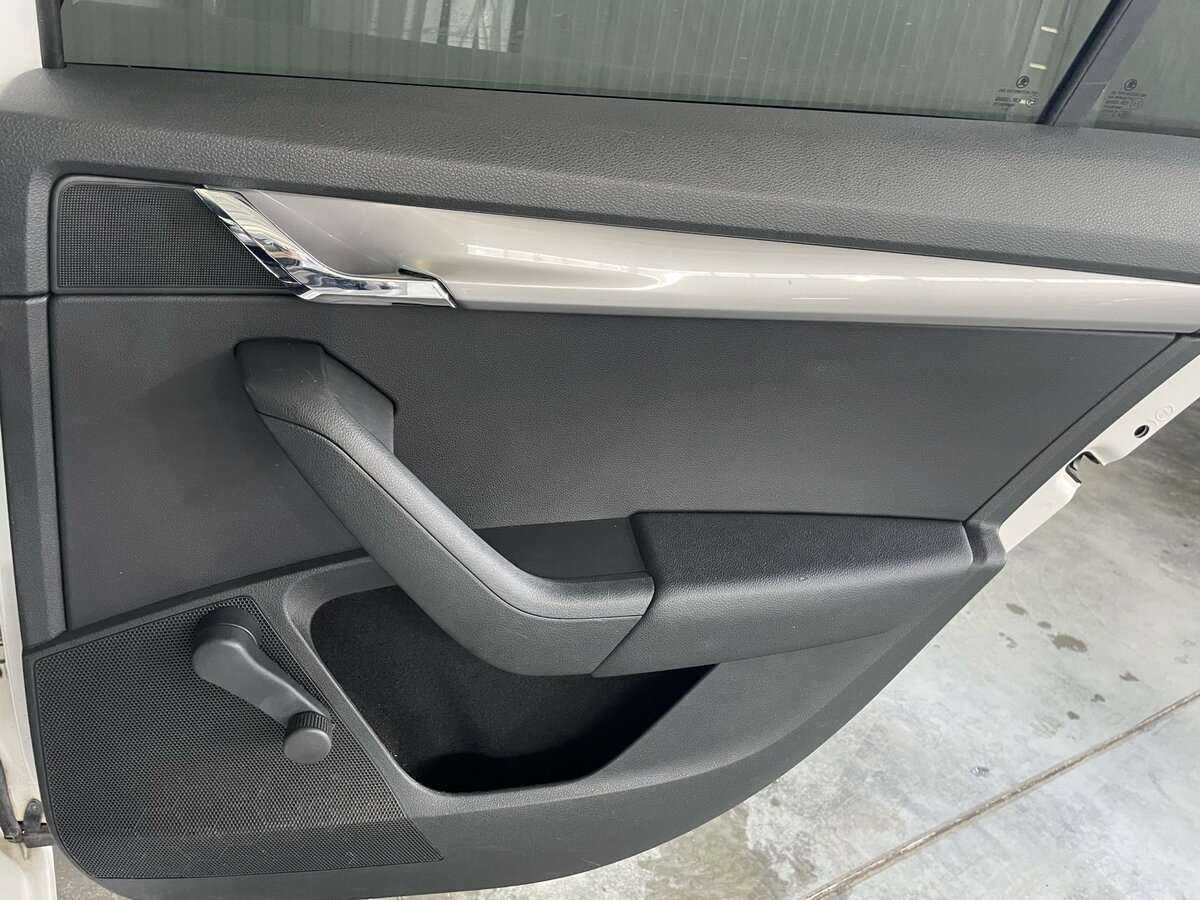 Б/У Шкода Октавия 2013 года. Фото: #19