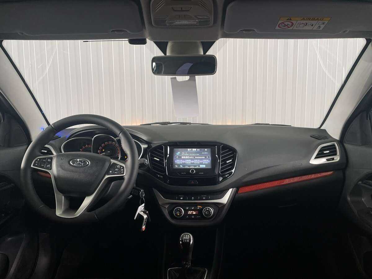 Б/У Лада (ВАЗ) Веста 2018 года. Фото: #8