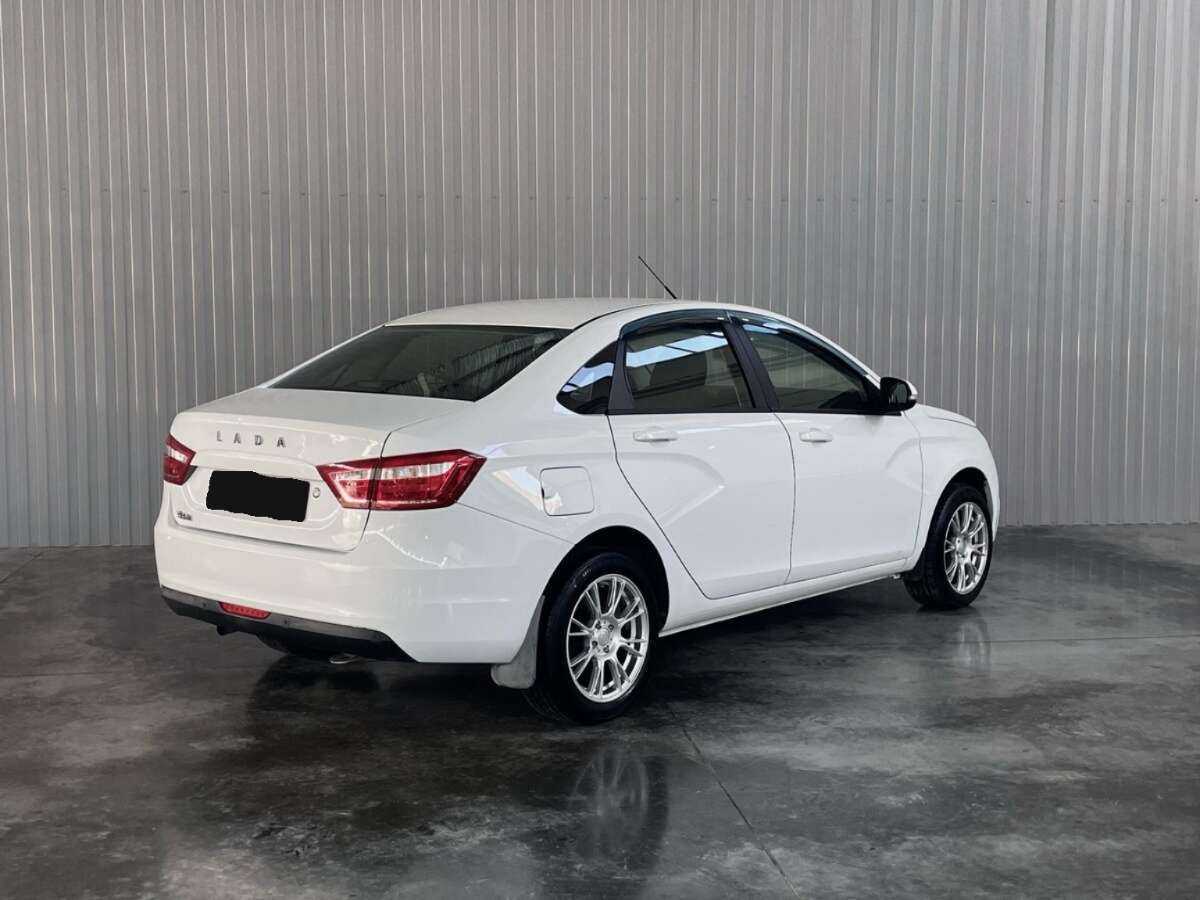 Lada (ВАЗ) Vesta 2017 года с пробегом. Фото: #4