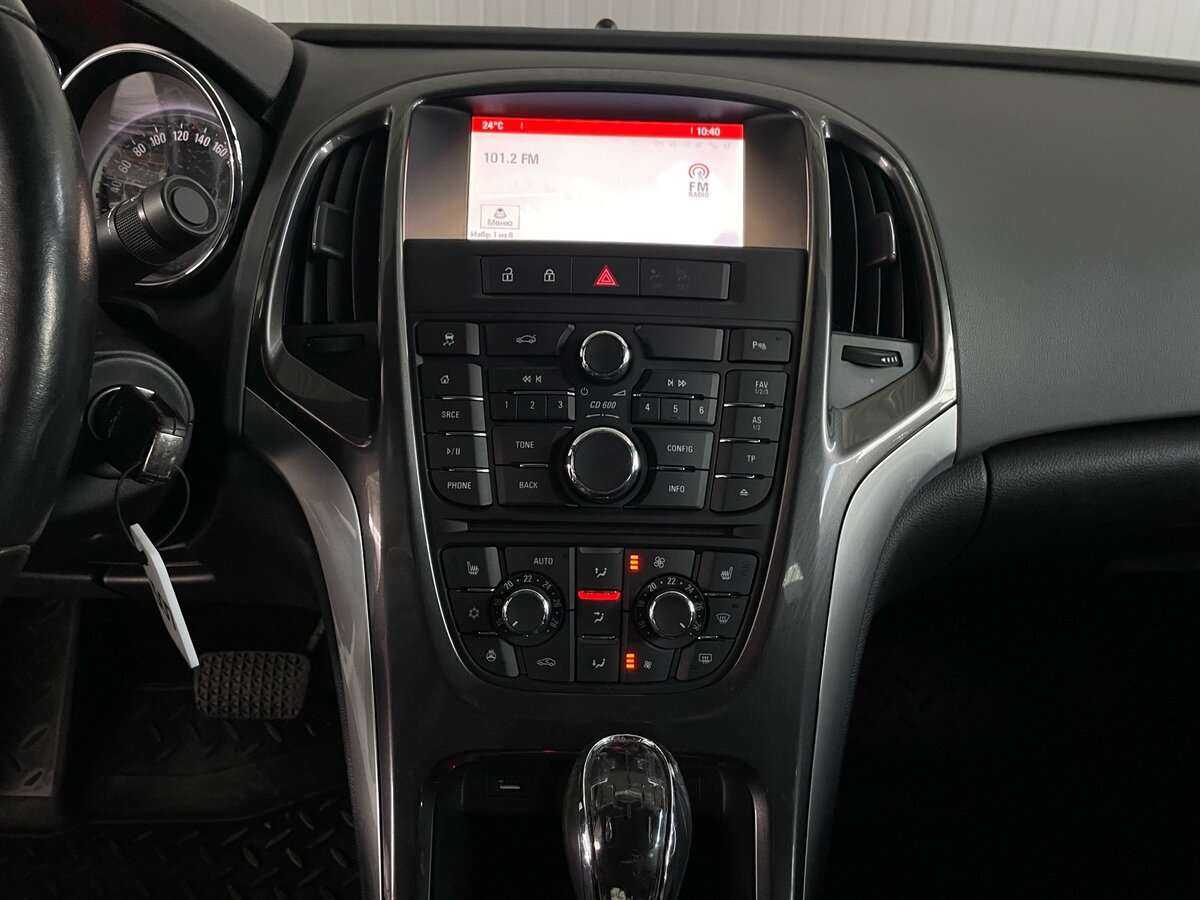 Opel Astra 2014 года с пробегом. Фото: #14