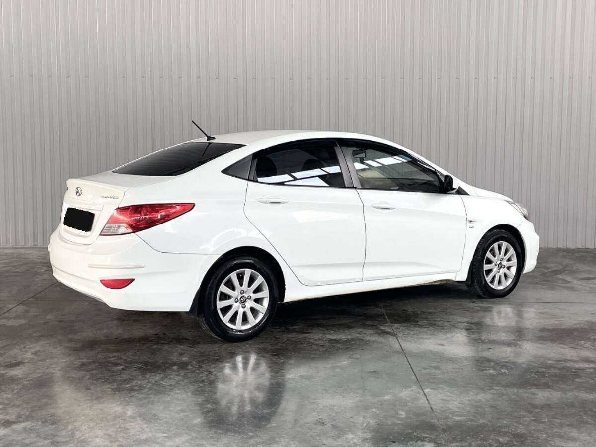 Б/У Хендай Солярис 2013 года. Фото: #4