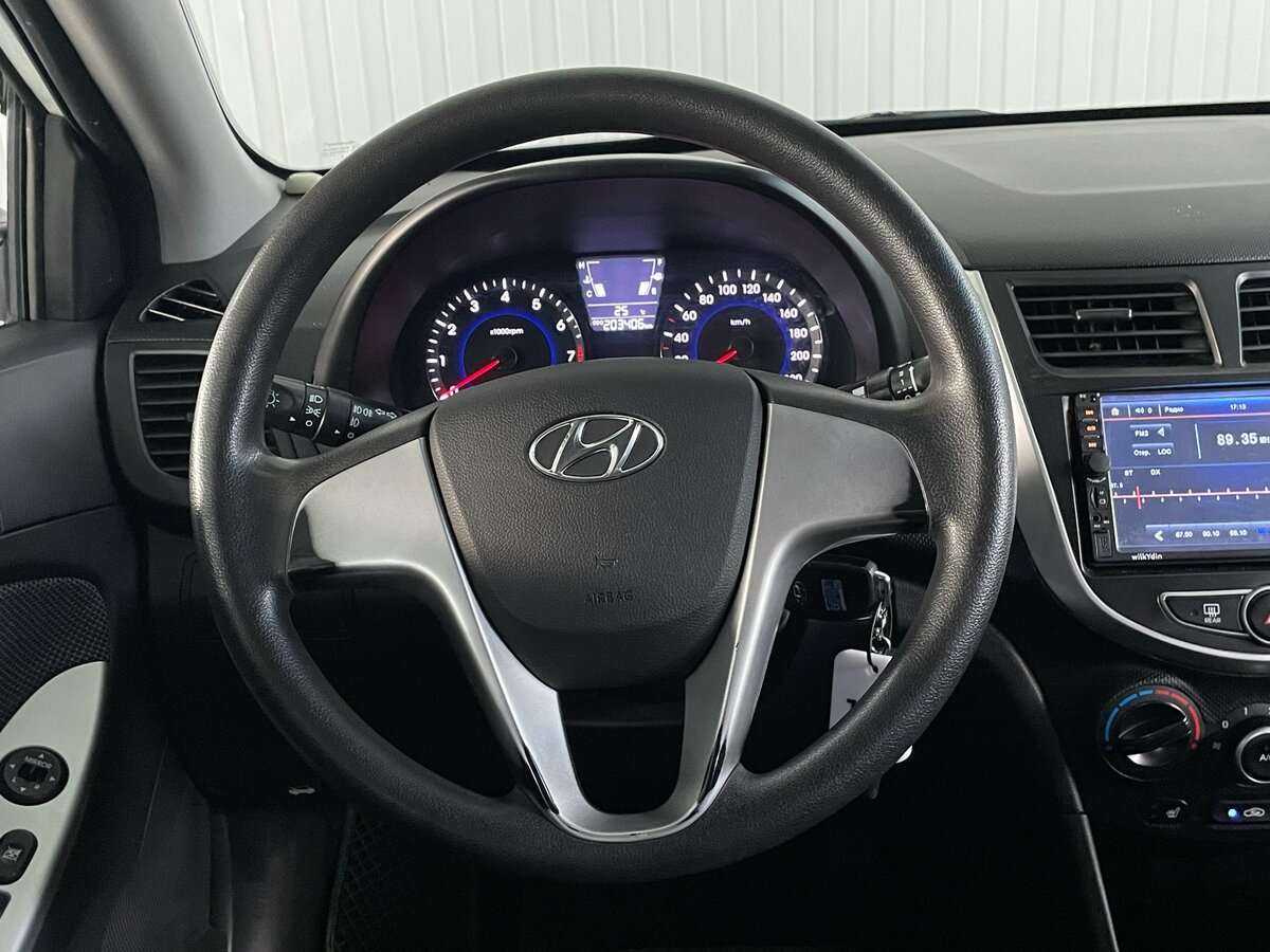 Б/У Хендай Солярис 2013 года. Фото: #9