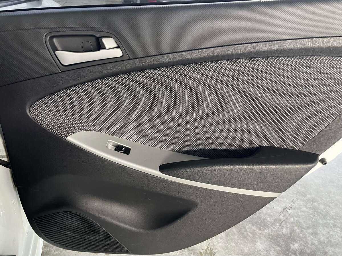 Б/У Хендай Солярис 2013 года. Фото: #19