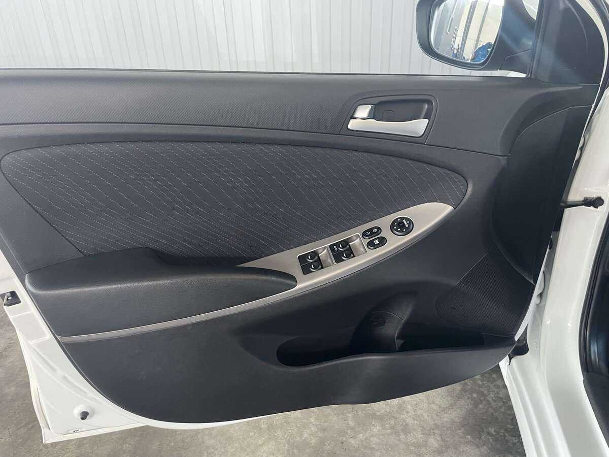 Б/У Хендай Солярис 2016 года. Фото: #19