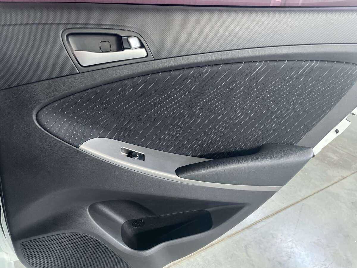 Б/У Хендай Солярис 2016 года. Фото: #22