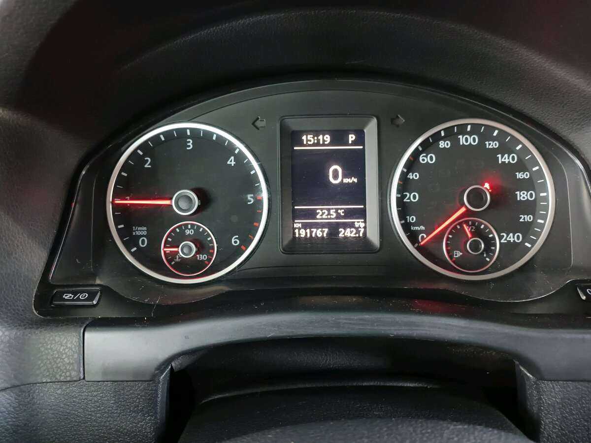 Б/У Фольксваген Тигуан 2013 года. Фото: #9