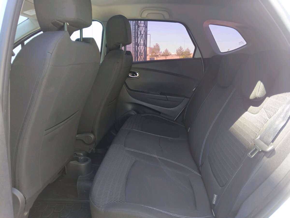 Б/У Рено Каптюр 2017 года. Фото: #13