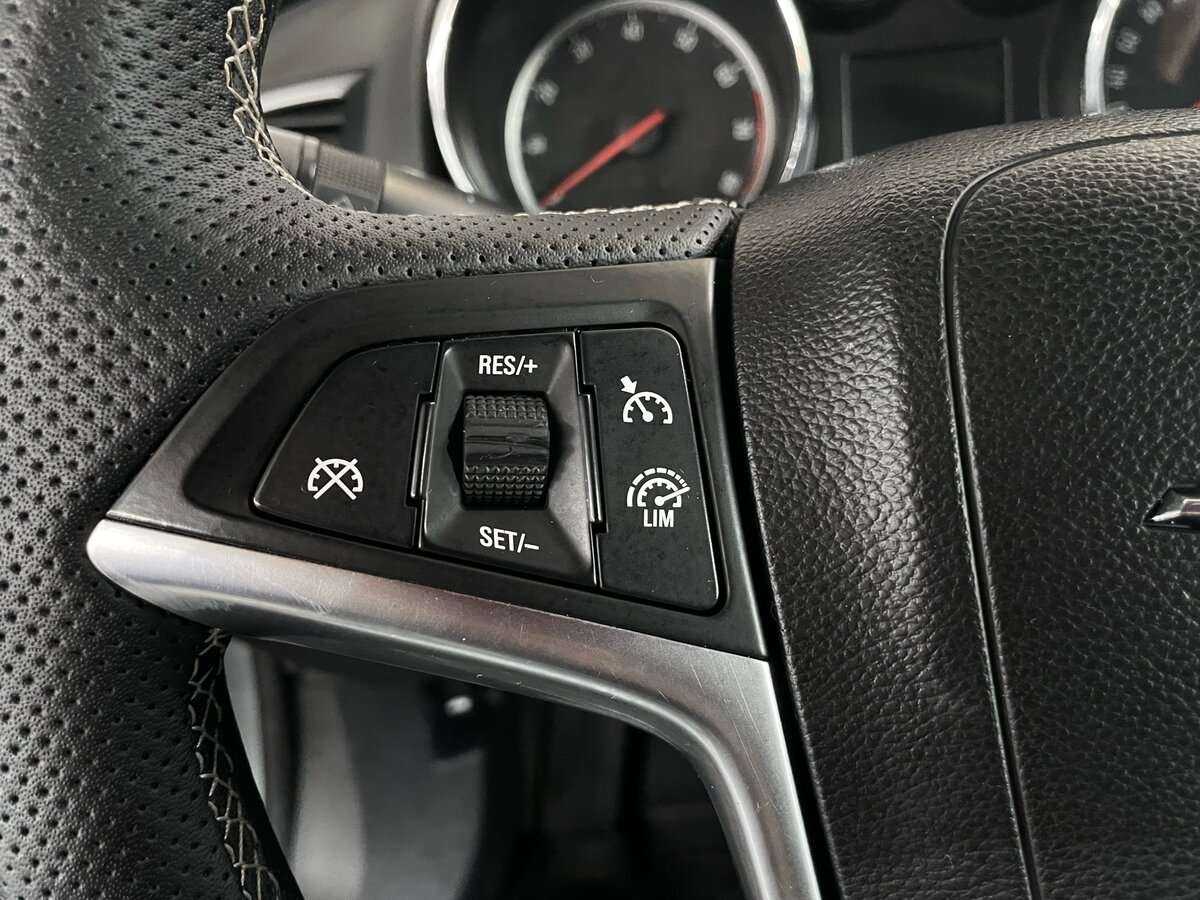 Opel Astra 2012 года с пробегом. Фото: #8