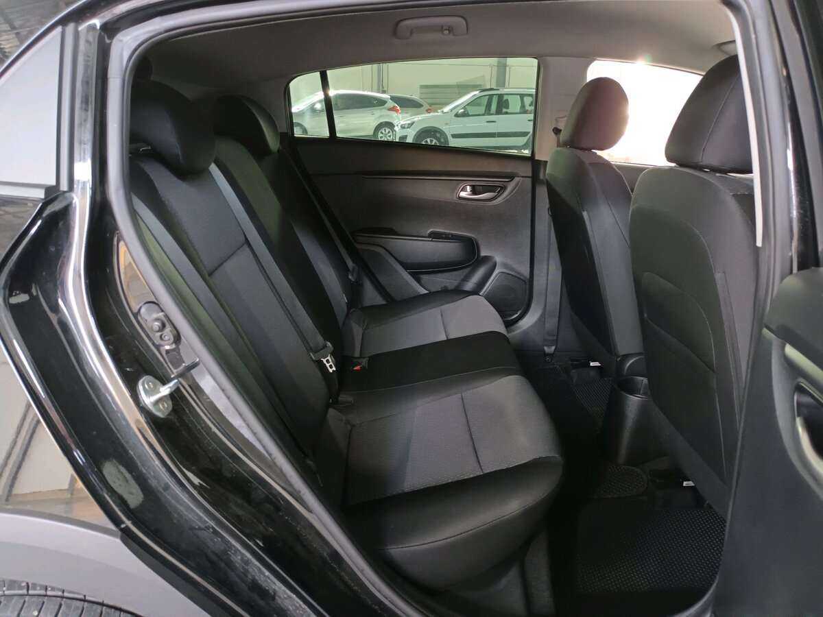 Б/У Киа Рио 2021 года. Фото: #13