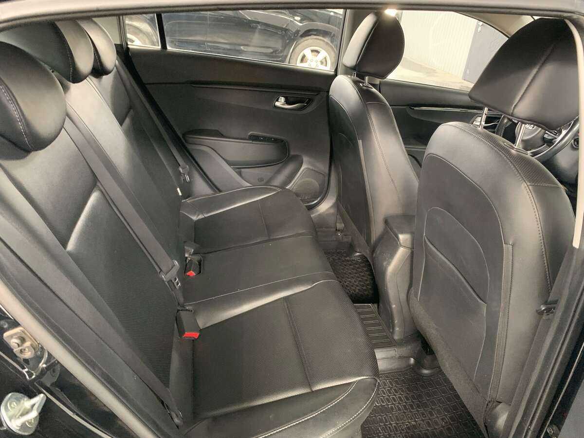 Б/У Киа Рио 2018 года. Фото: #11