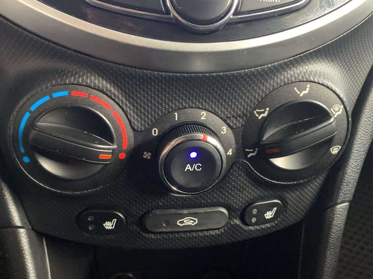 Б/У Хендай Солярис 2012 года. Фото: #14