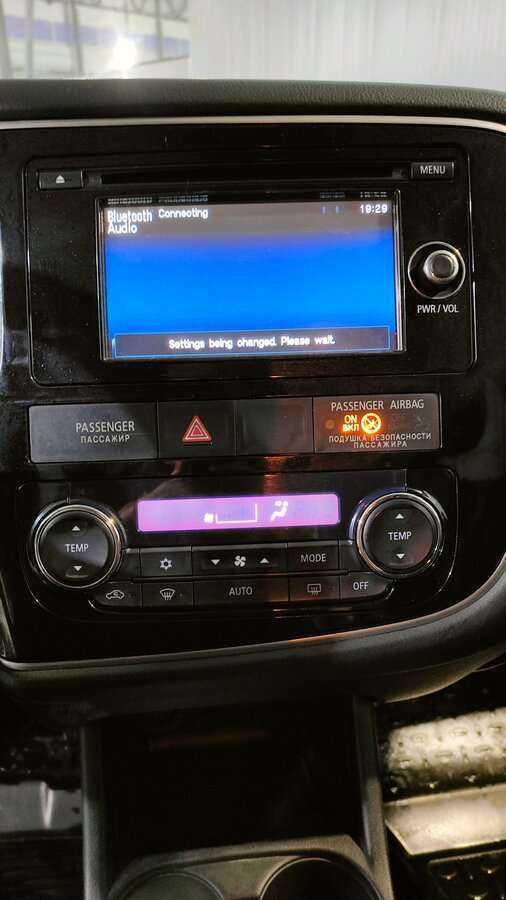 Б/У Митсубиши Оутлэндер 2012 года. Фото: #10