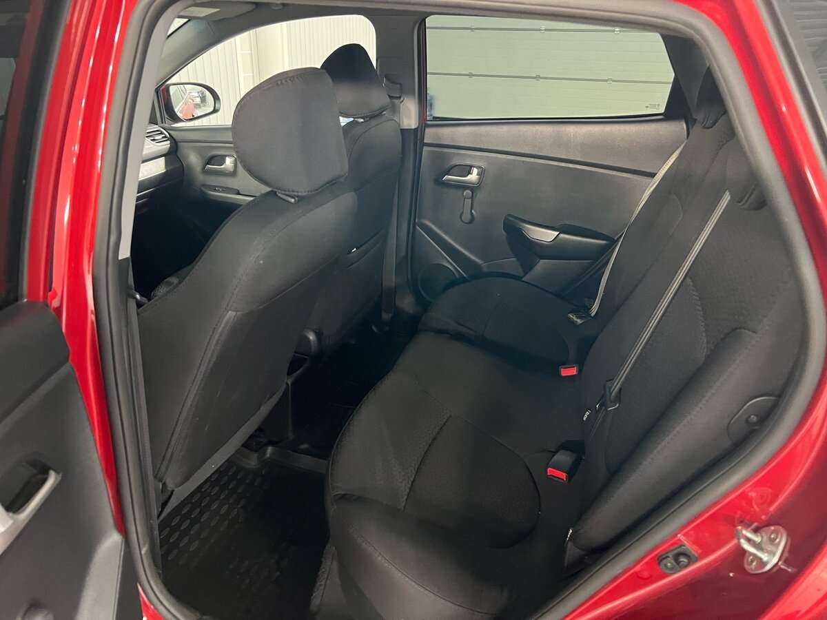 Б/У Киа Рио 2015 года. Фото: #16