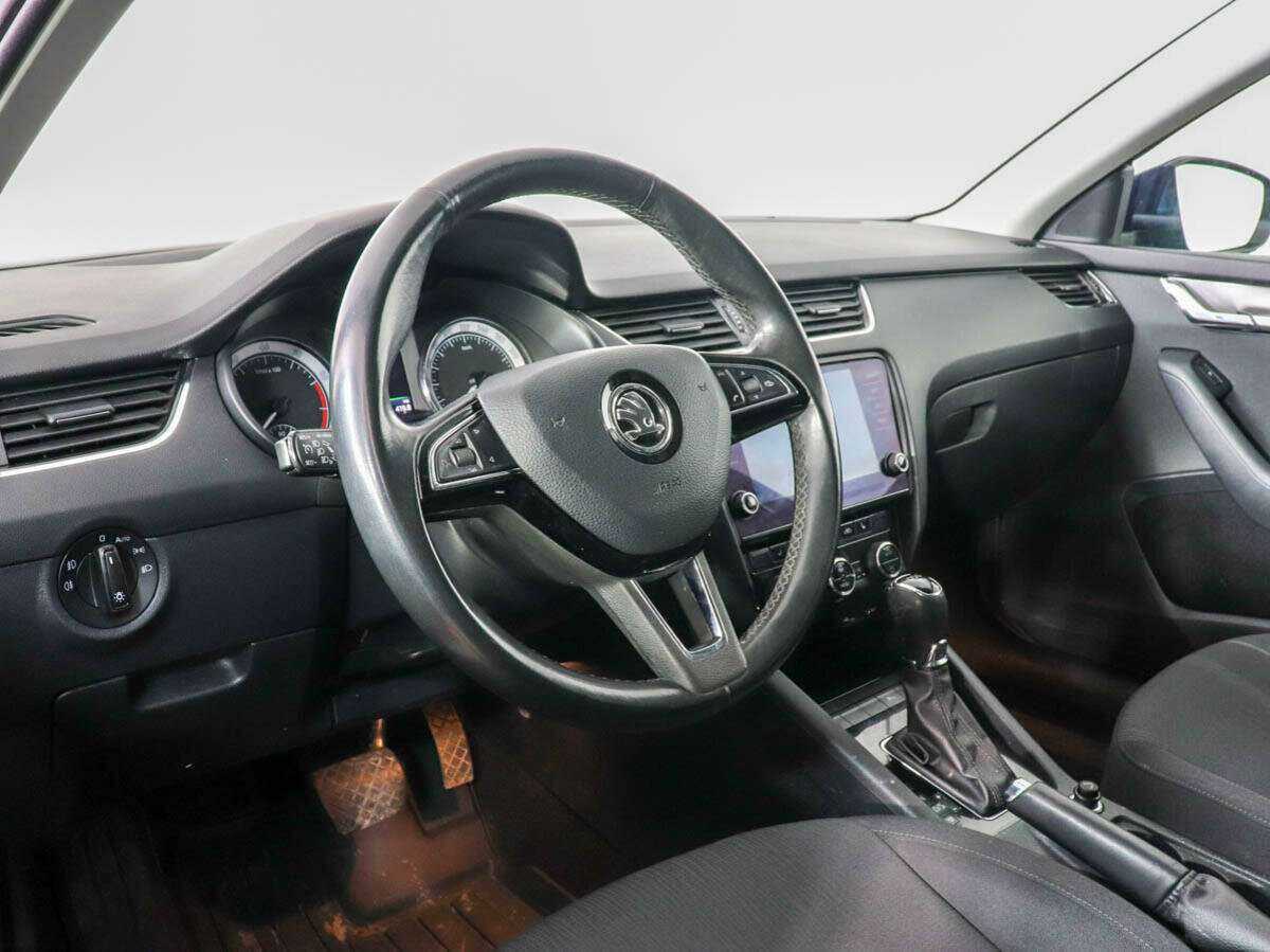 Б/У Шкода Октавия 2017 года. Фото: #7