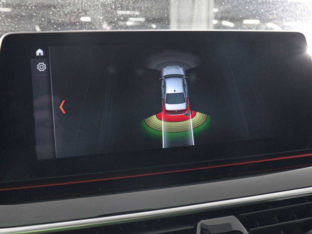 BMW 5 серии 2017 года с пробегом. Фото: #14