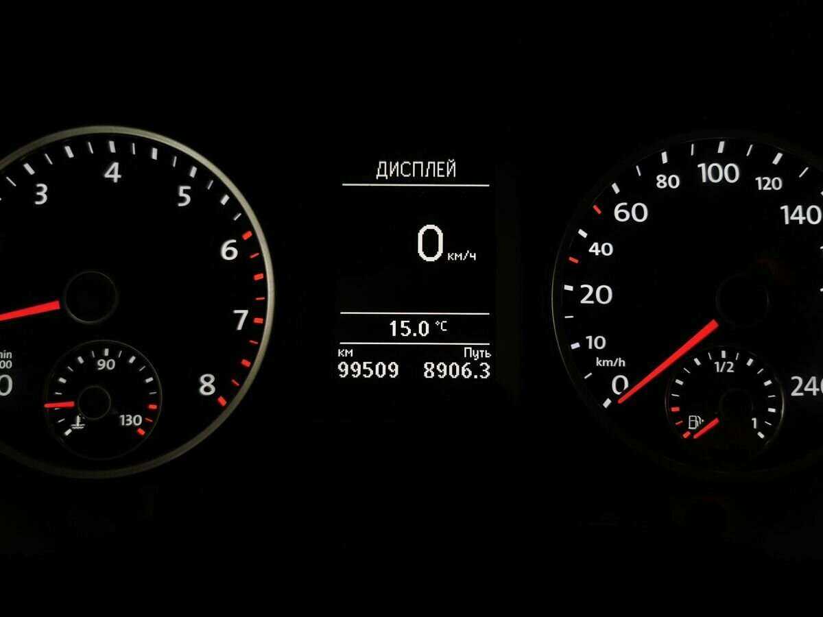 Б/У Фольксваген Тигуан 2015 года. Фото: #15