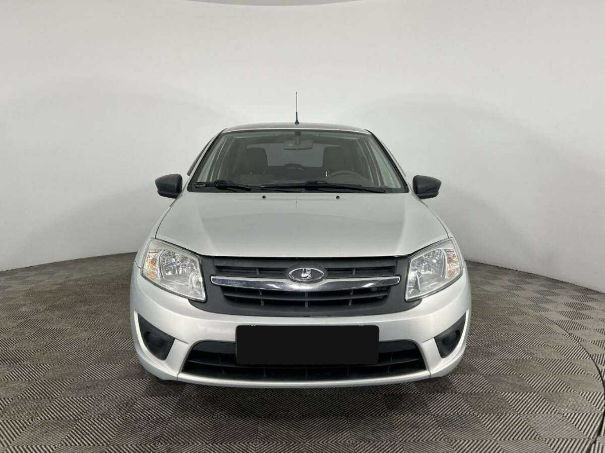 Б/У Лада (ВАЗ) Гранта 2017 года. Фото: #1