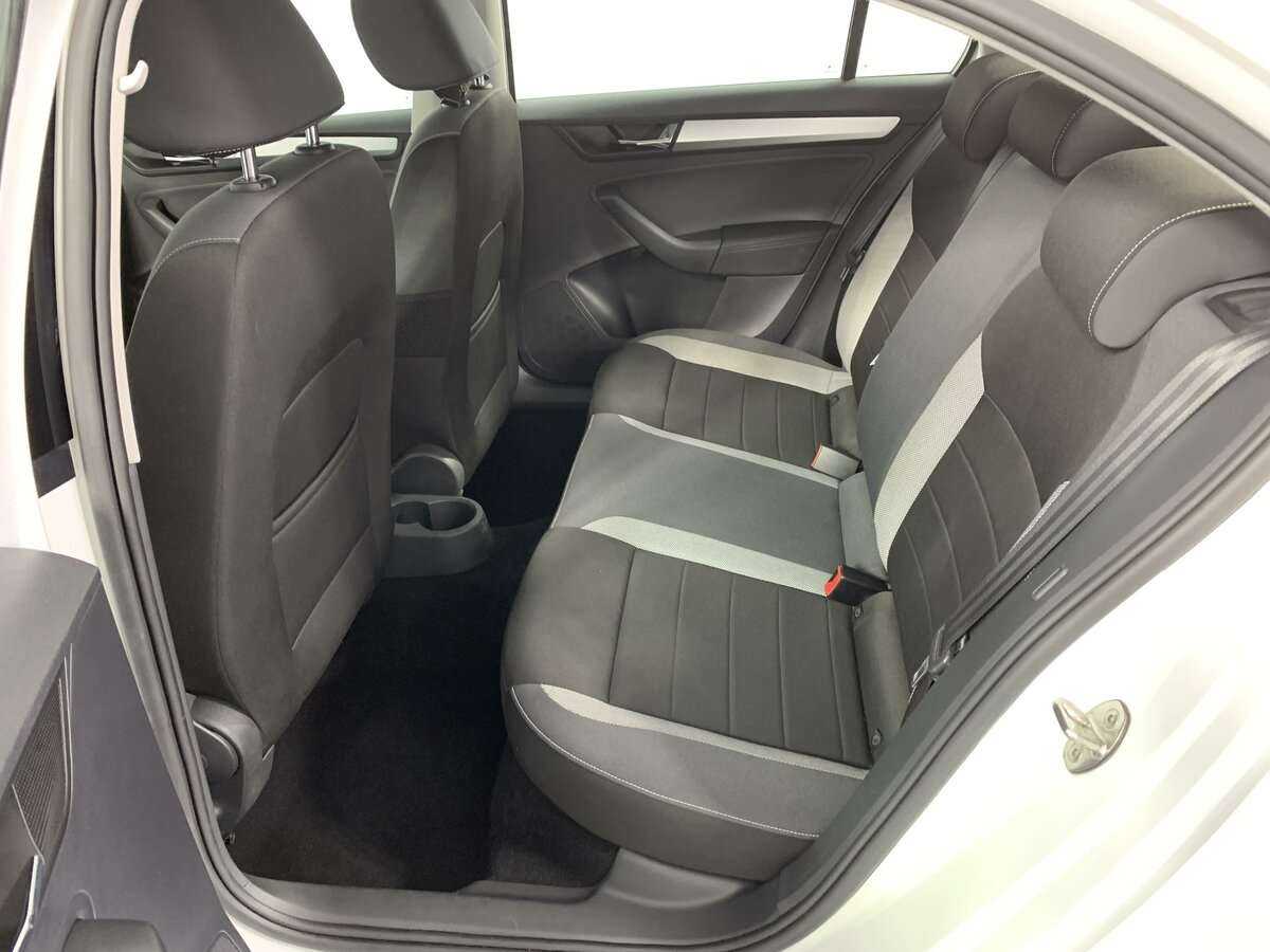 Б/У Шкода Рапид 2019 года. Фото: #9