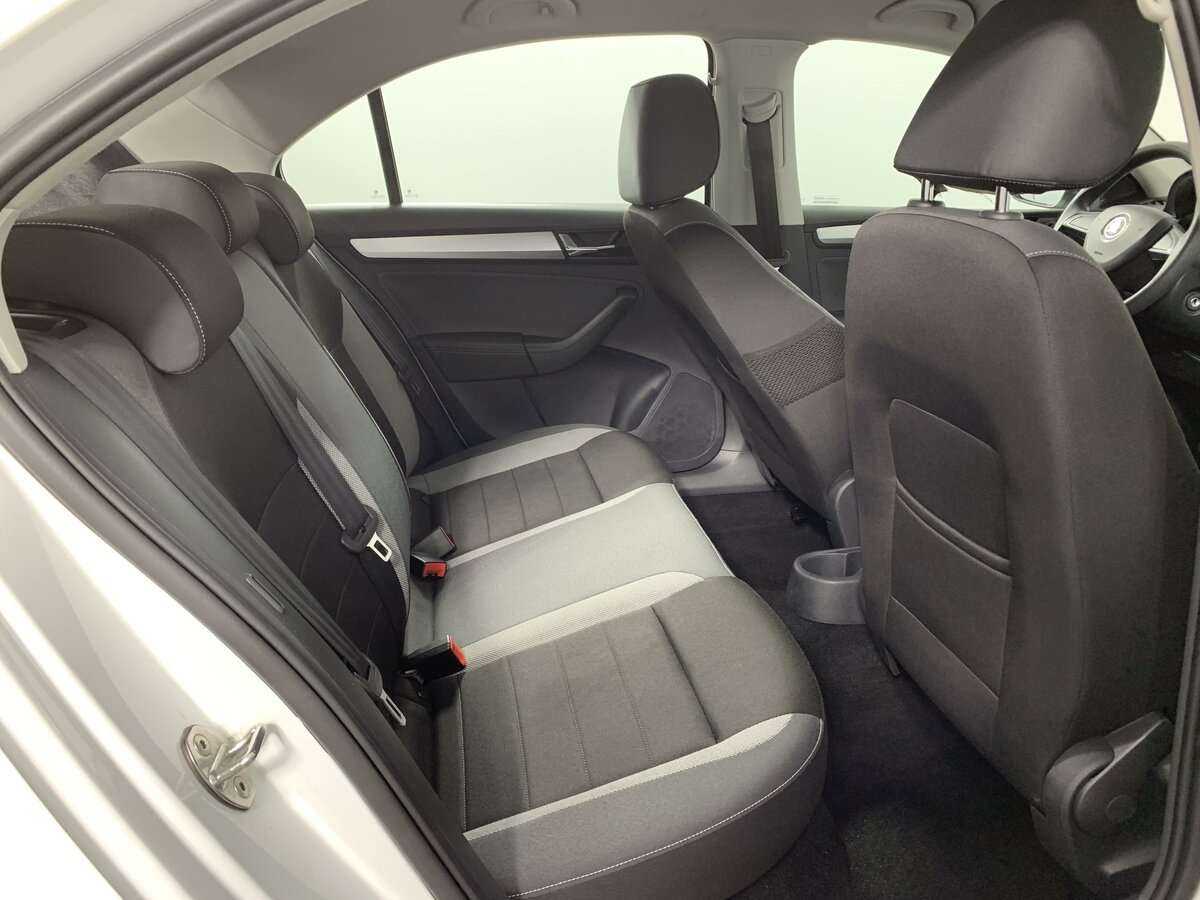 Б/У Шкода Рапид 2019 года. Фото: #13