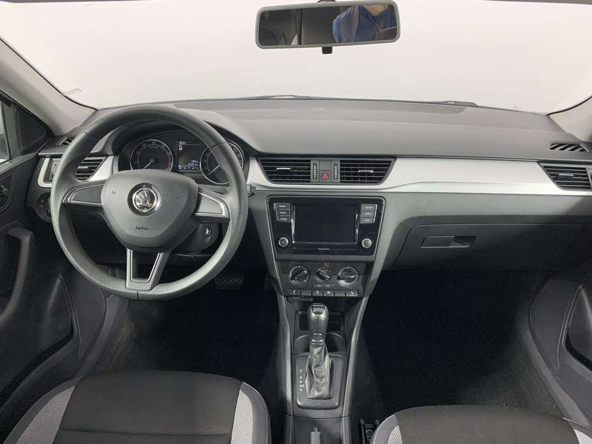 Б/У Шкода Рапид 2019 года. Фото: #10