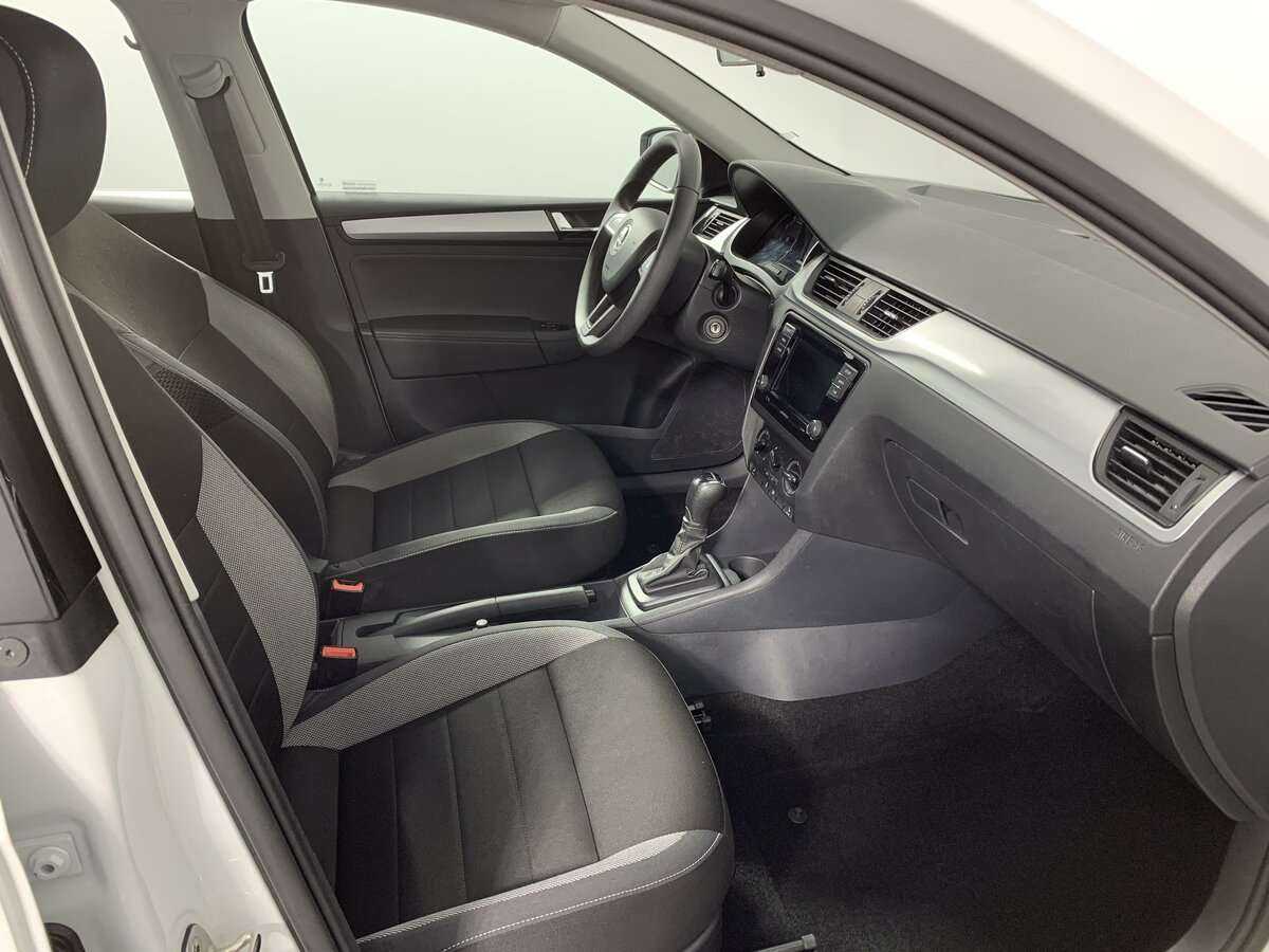 Б/У Шкода Рапид 2019 года. Фото: #14