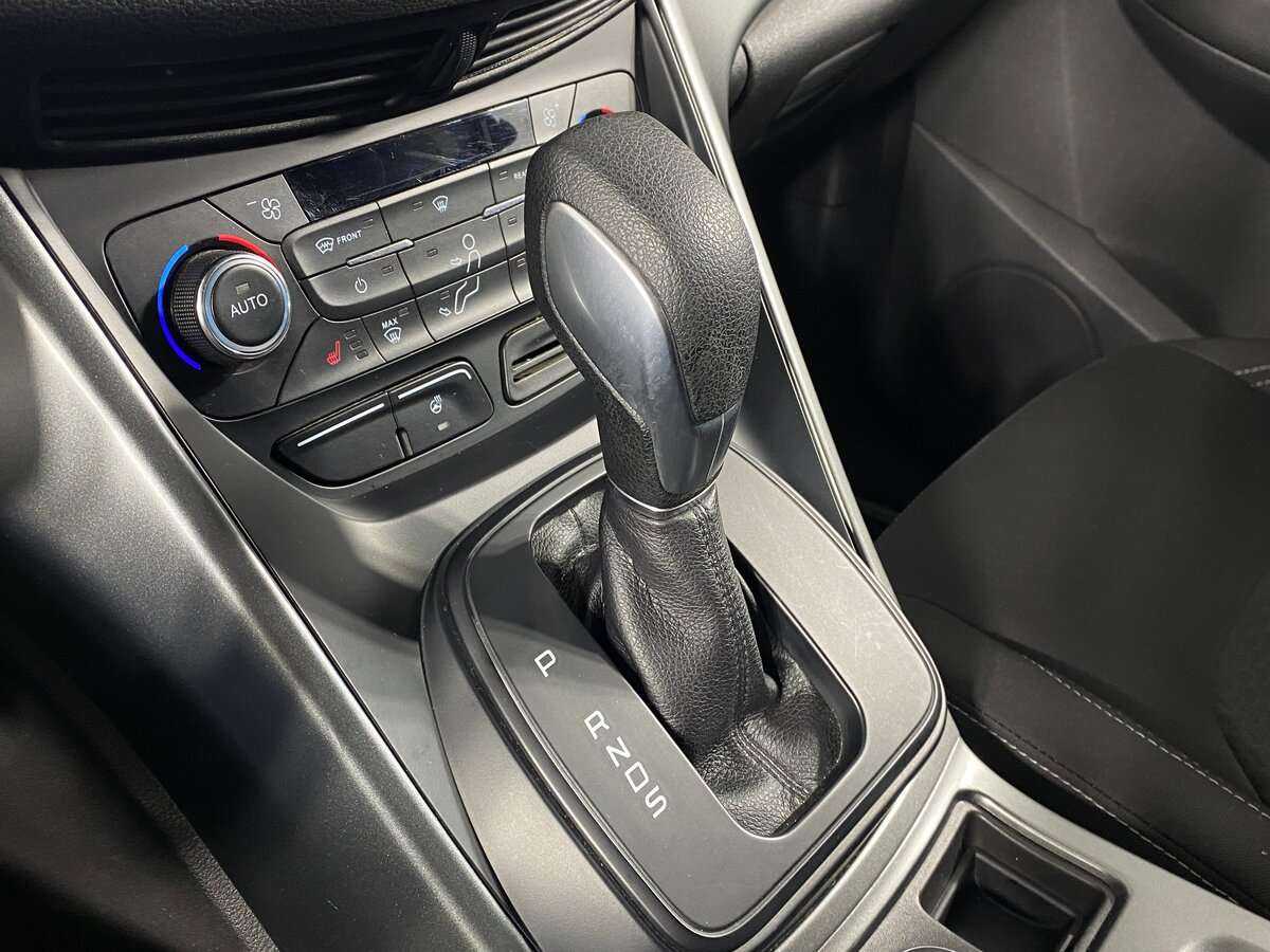 Б/У Форд Куга 2017 года. Фото: #11