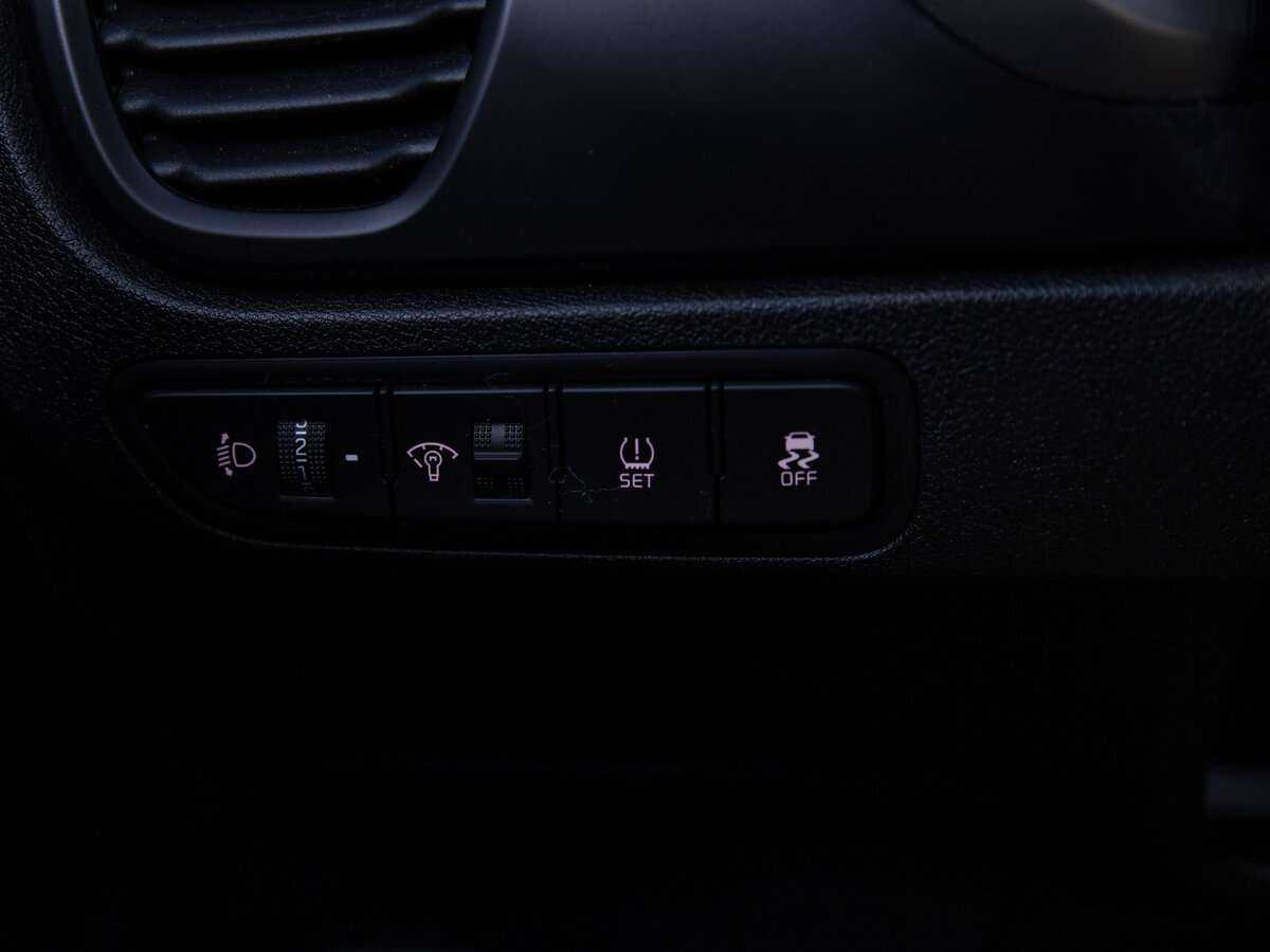 Б/У Киа Рио 2021 года. Фото: #12