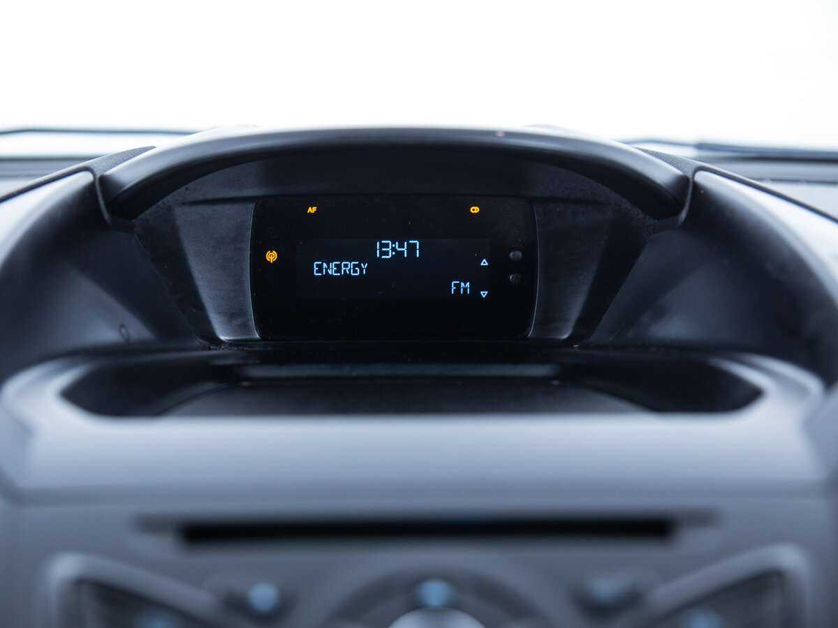 Б/У Форд Куга 2013 года. Фото: #12