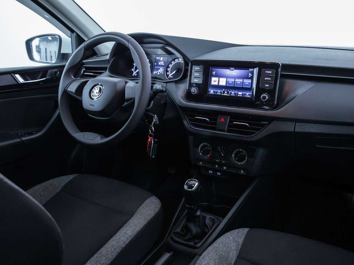 Б/У Шкода Рапид 2021 года. Фото: #9