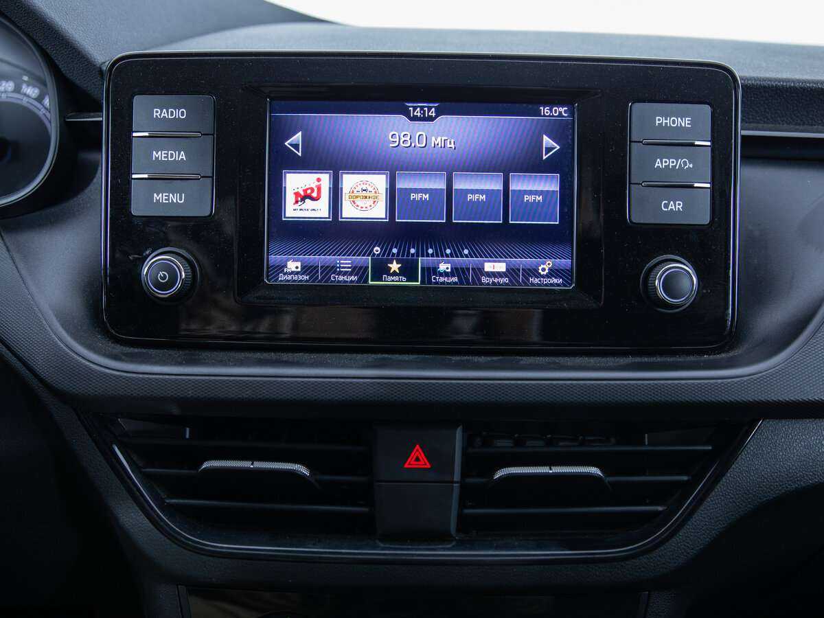 Б/У Шкода Рапид 2021 года. Фото: #12