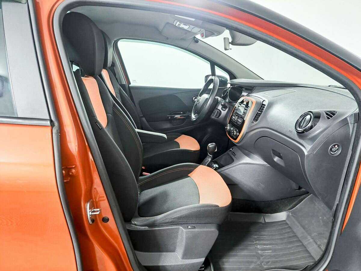 Б/У Рено Каптюр 2016 года. Фото: #8