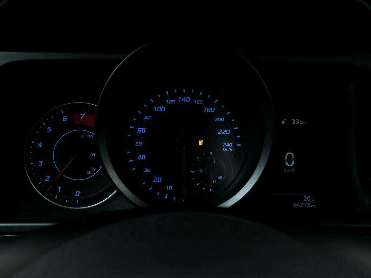 Hyundai Elantra 2021 года с пробегом. Фото: #10