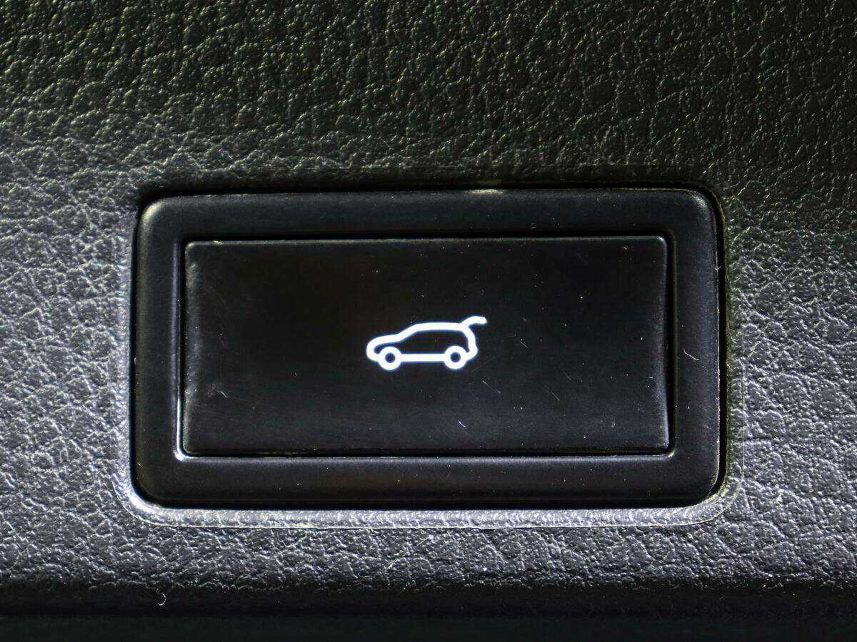 Volkswagen Touareg 2012 года с пробегом. Фото: #16