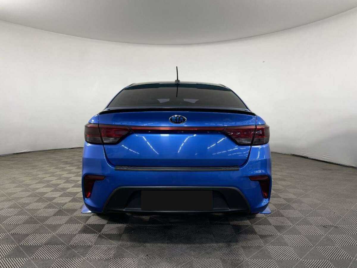 Б/У Киа Рио 2017 года. Фото: #2