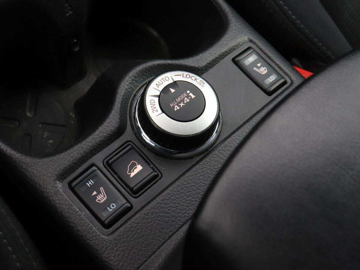 Б/У Ниссан Икс-Трейл 2016 года. Фото: #20