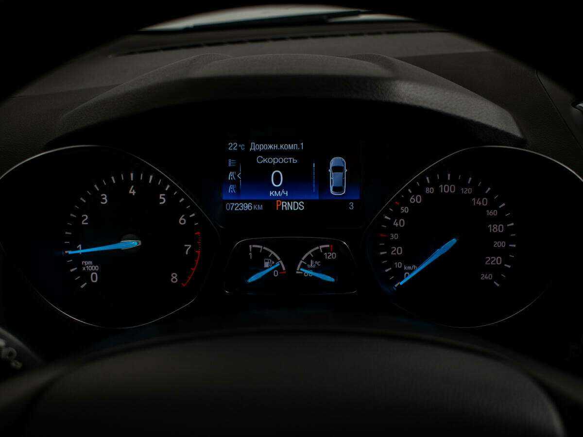 Б/У Форд Куга 2017 года. Фото: #11